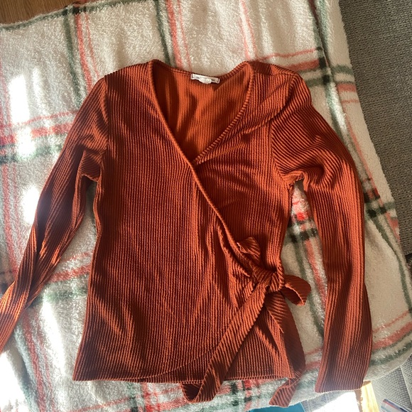 Orange side tie top - Picture 1 of 1